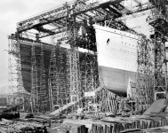 olympic-and-titanic-being-built-in-belfast.-135-p.jpg
